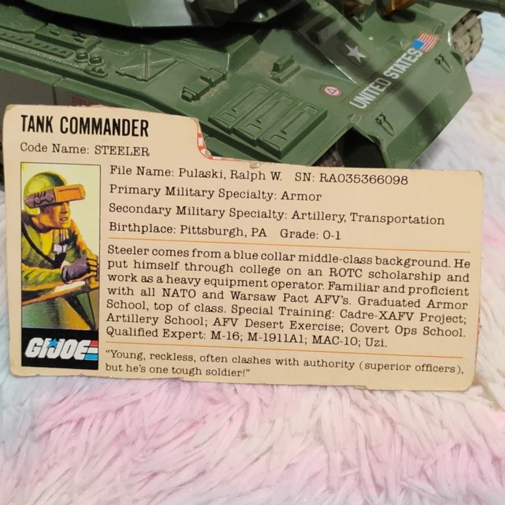 (A-4) GI Joe Mobat Motorized 1982 Battle Tank W 3 80's GI Joe Action Figures